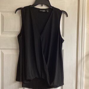 EUC Attitudes by Renee Como Jersey Bubble Hem Sleeveless Top Black - Medium